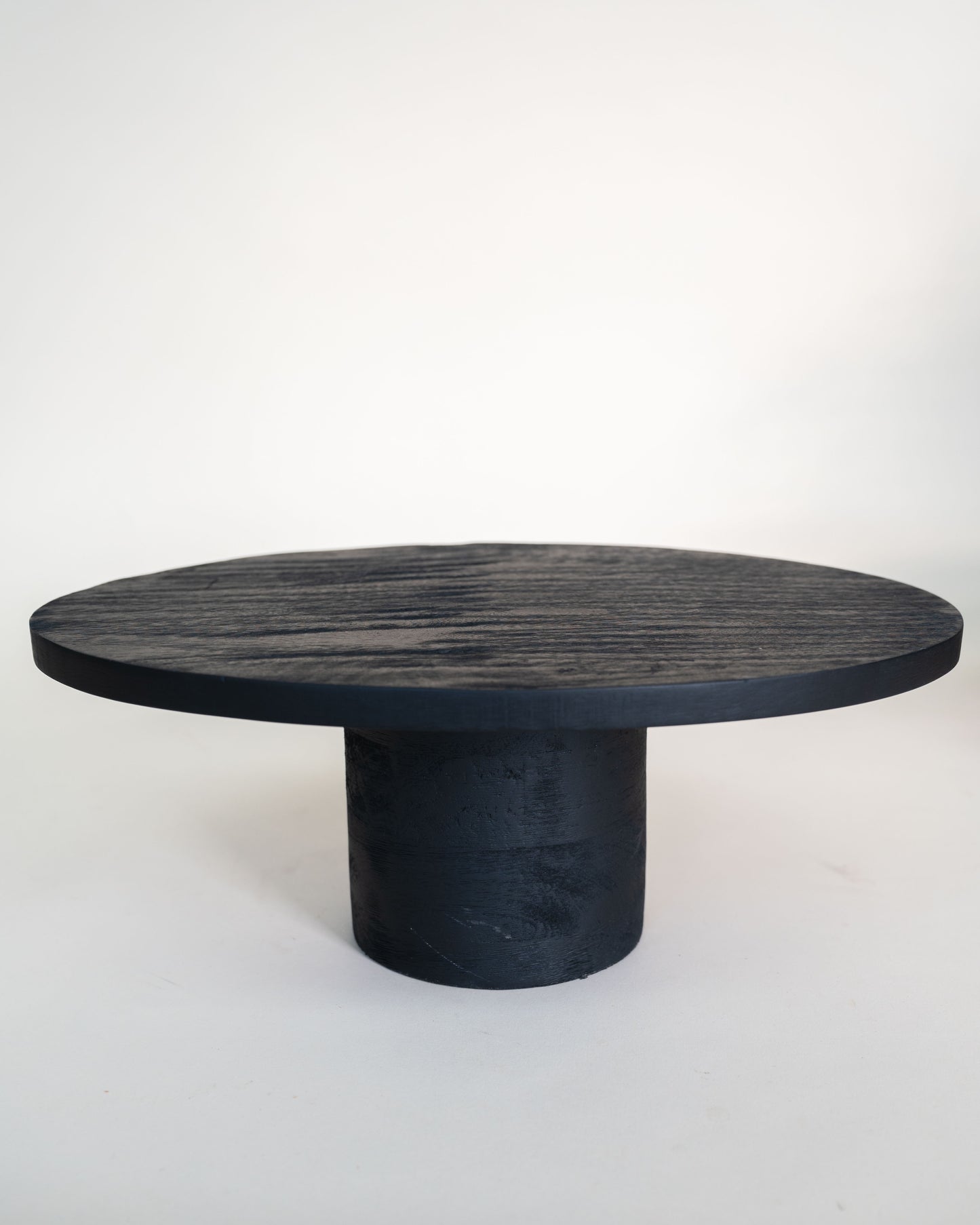 Noir Pedestal