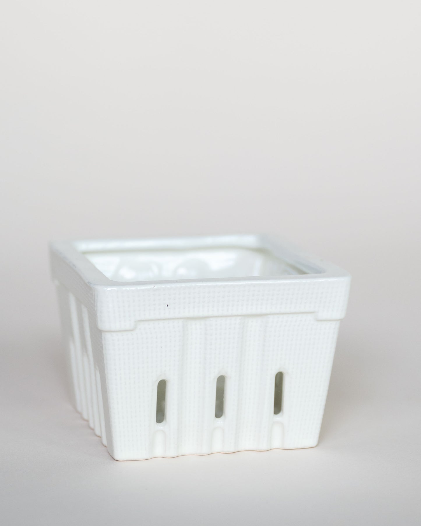 Berry Basket - White
