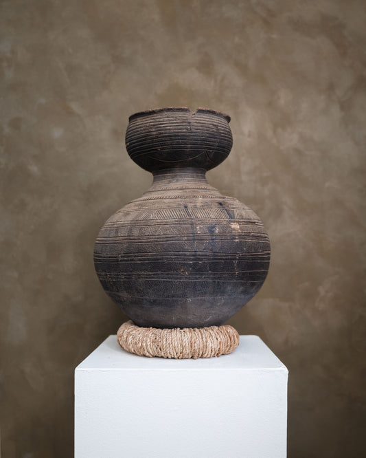 Jakari Vase