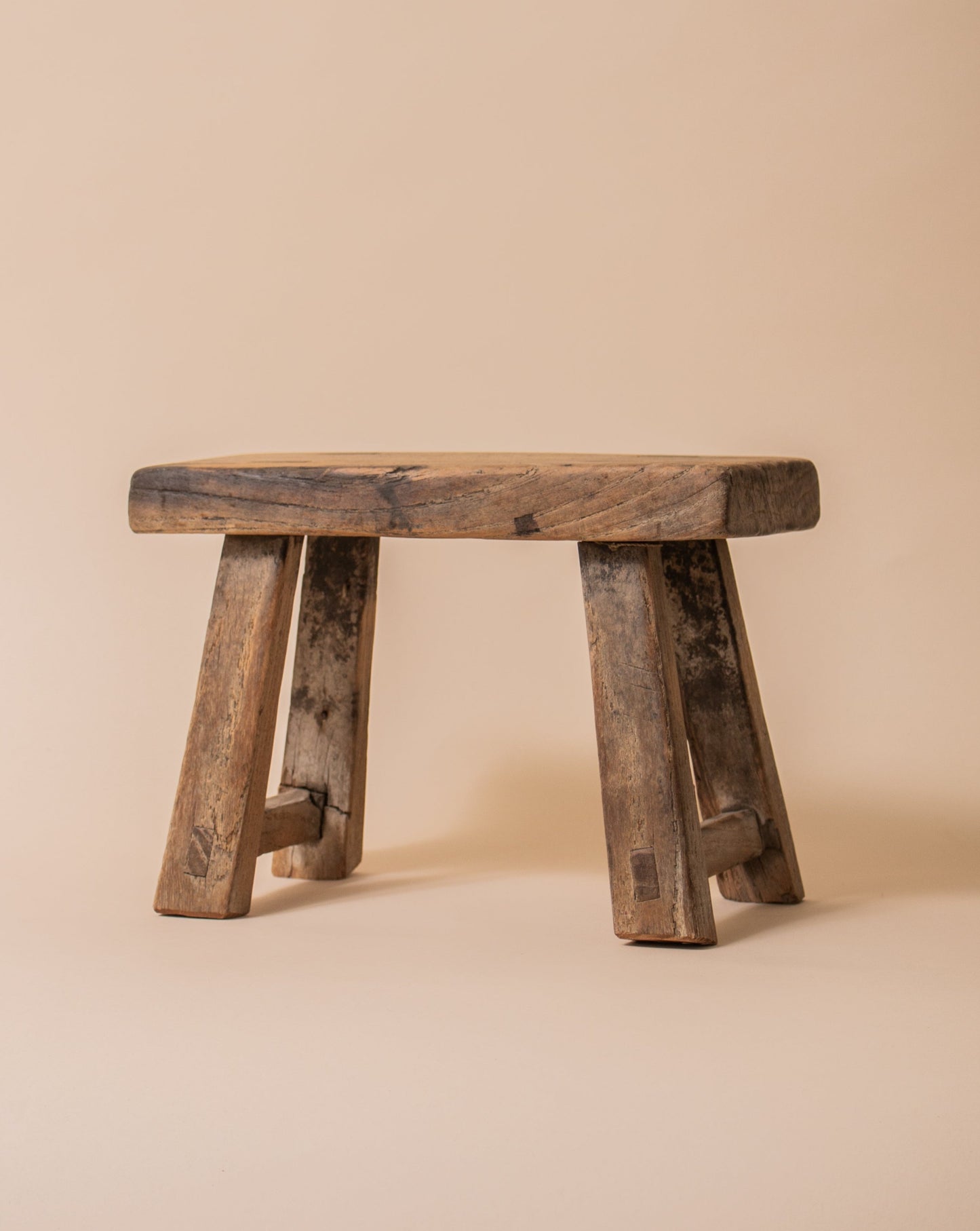 Vintage Rectangular Riser