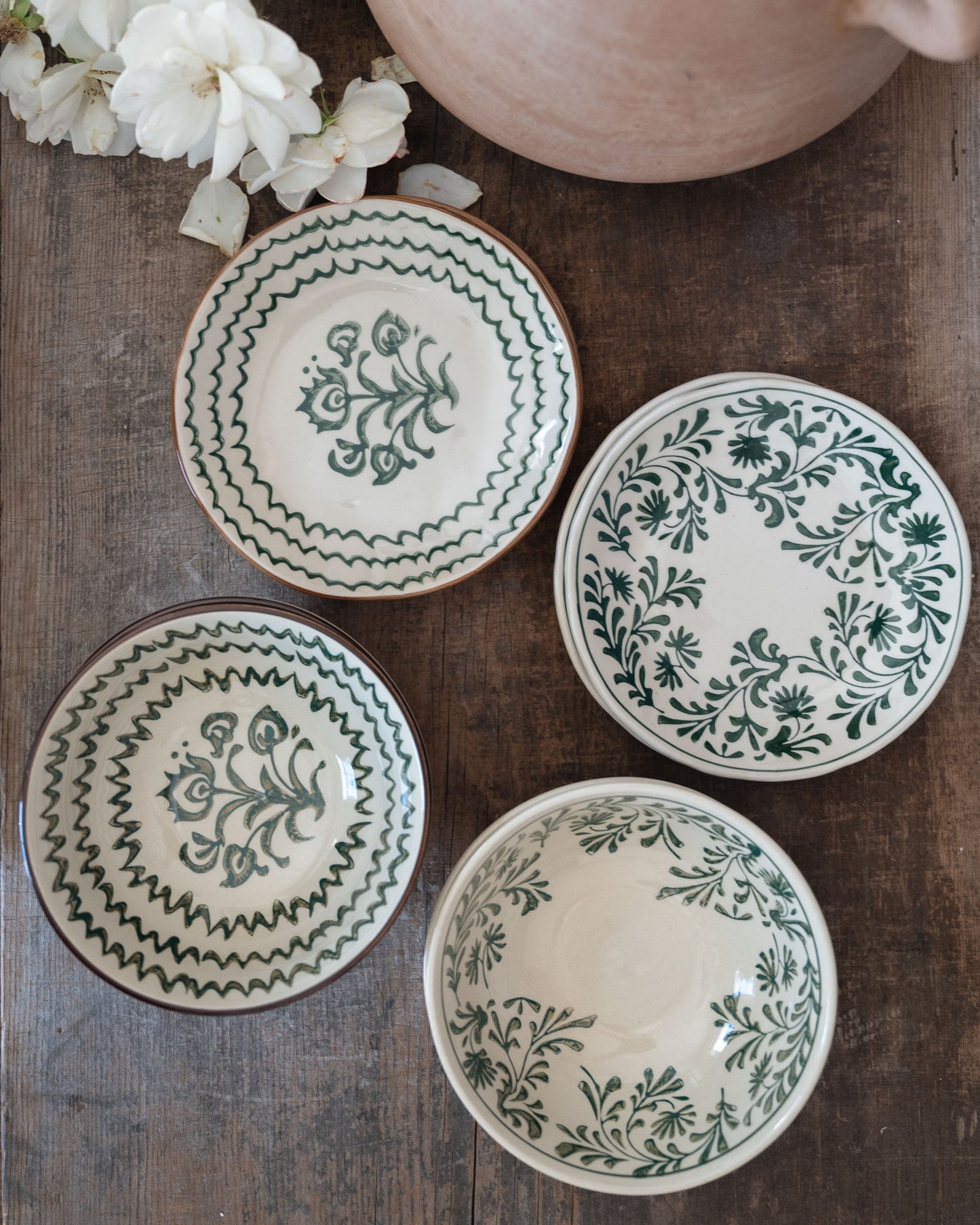 Willow Hand-Painted Dish: Green-set of 4