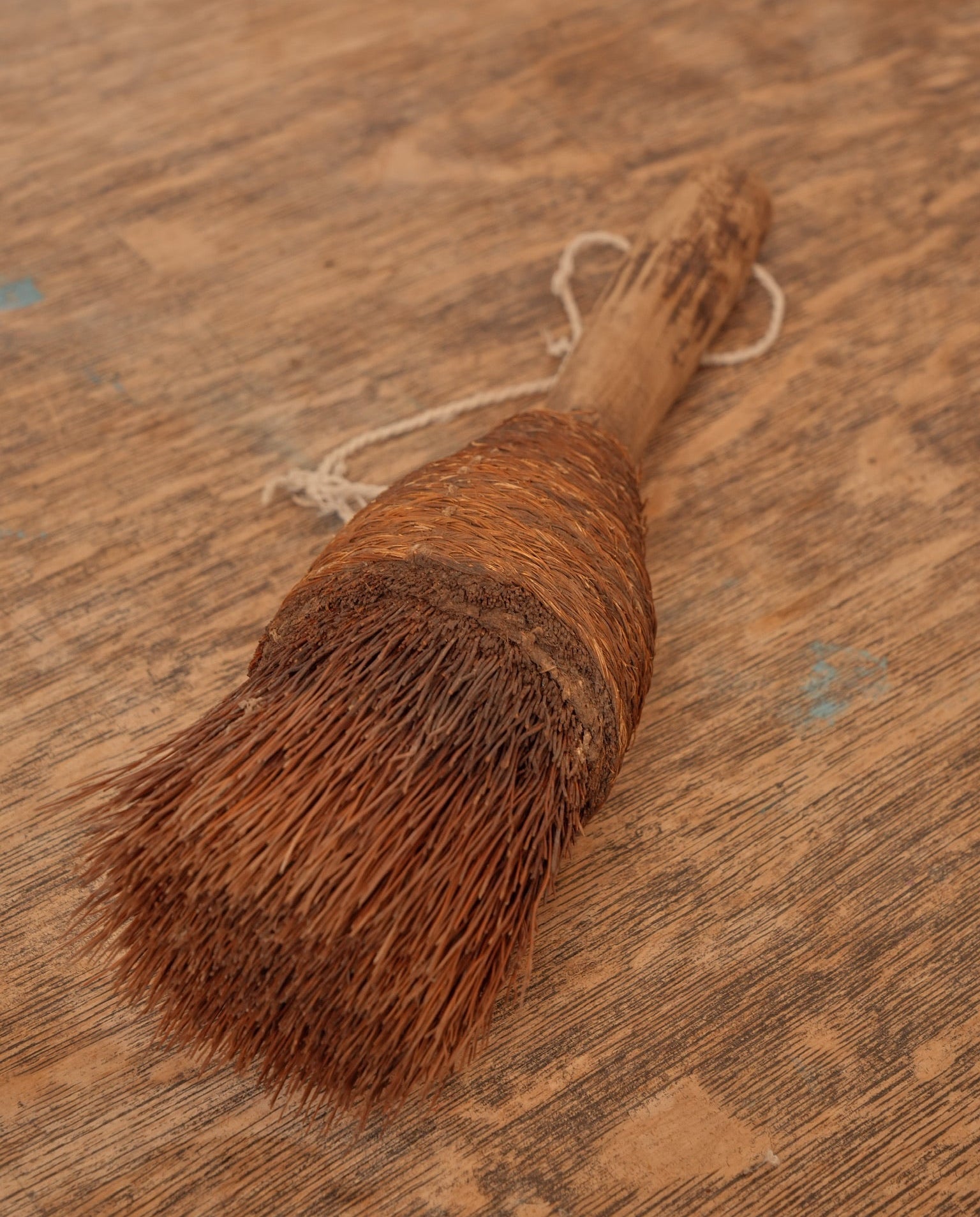 Rustic Paint Brush 08