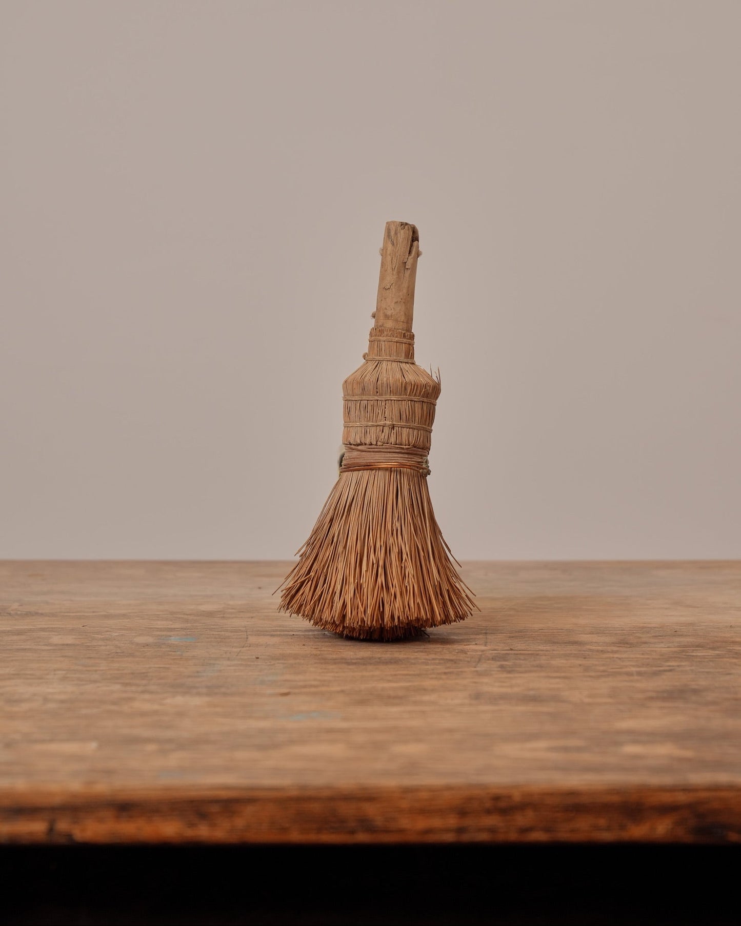 Rustic Paint Brush 06