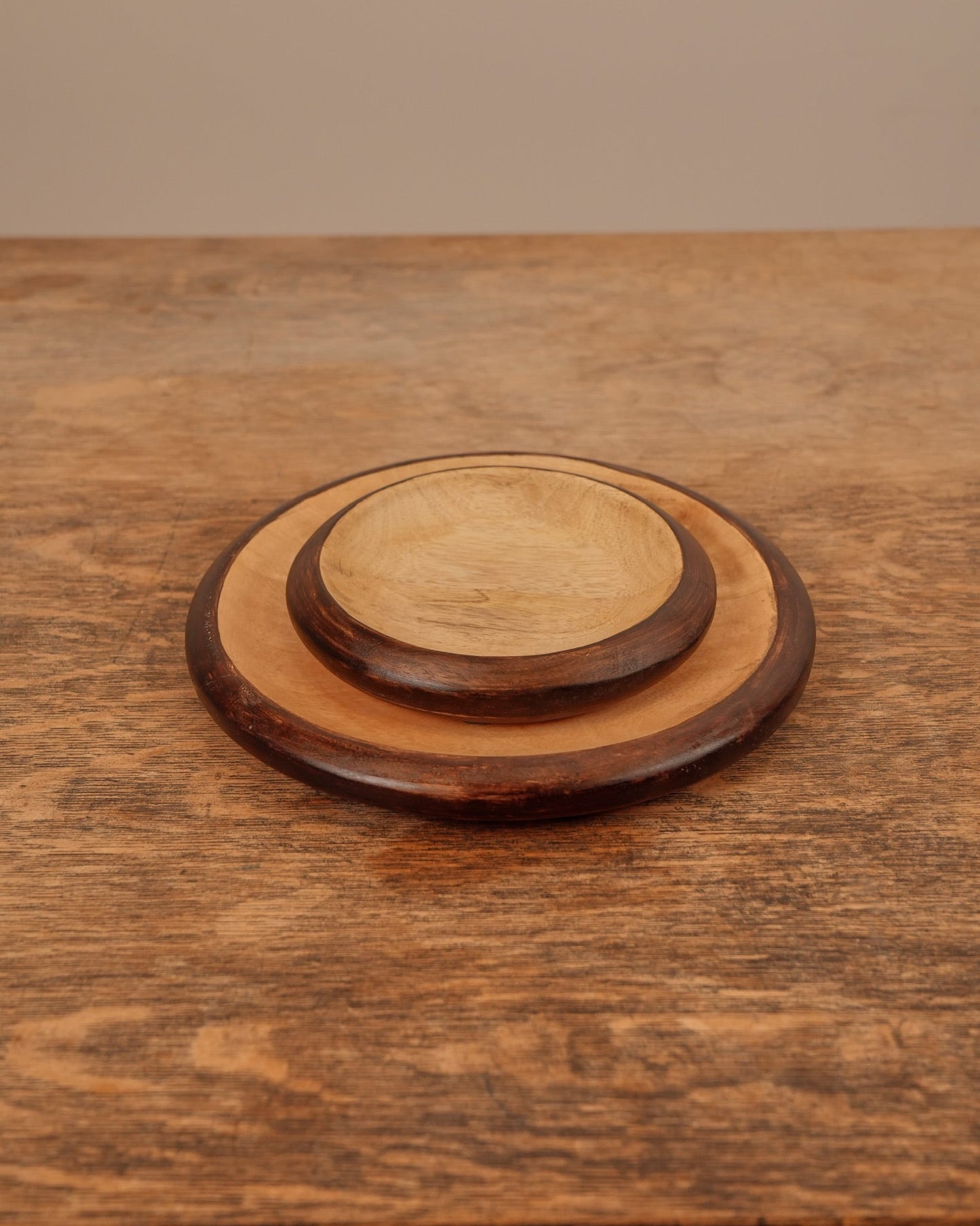 Mano Wood Dish Set