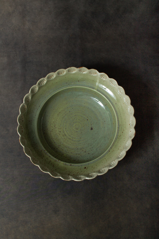 Verde Scalloped Bowl