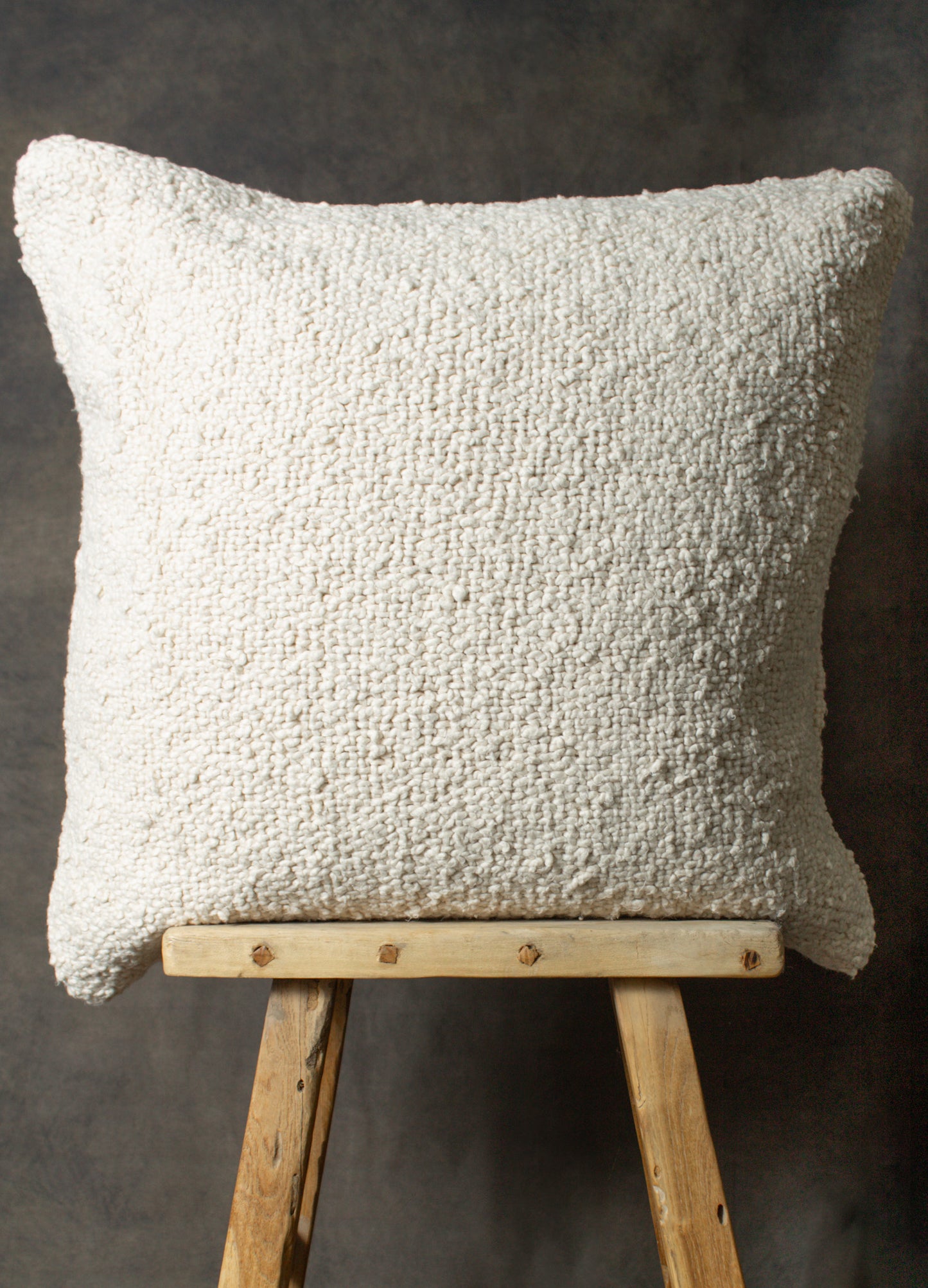 Billy Bouclé Pillow Cover