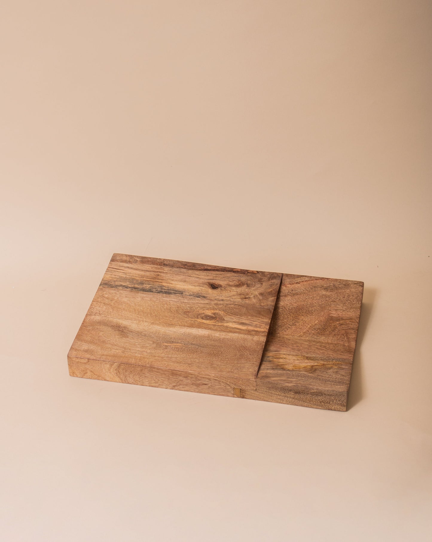 Cutting Board with Catch-all Area